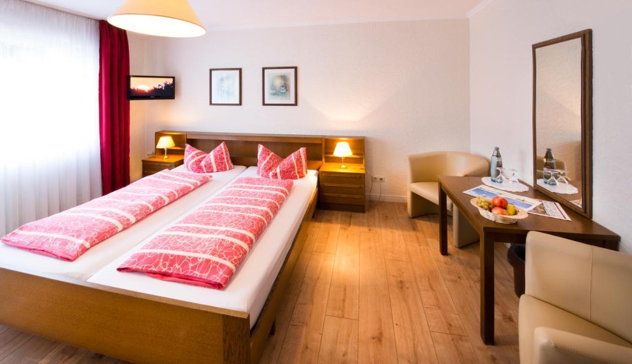 Hotel & Restaurant Krone Kestert Экстерьер фото