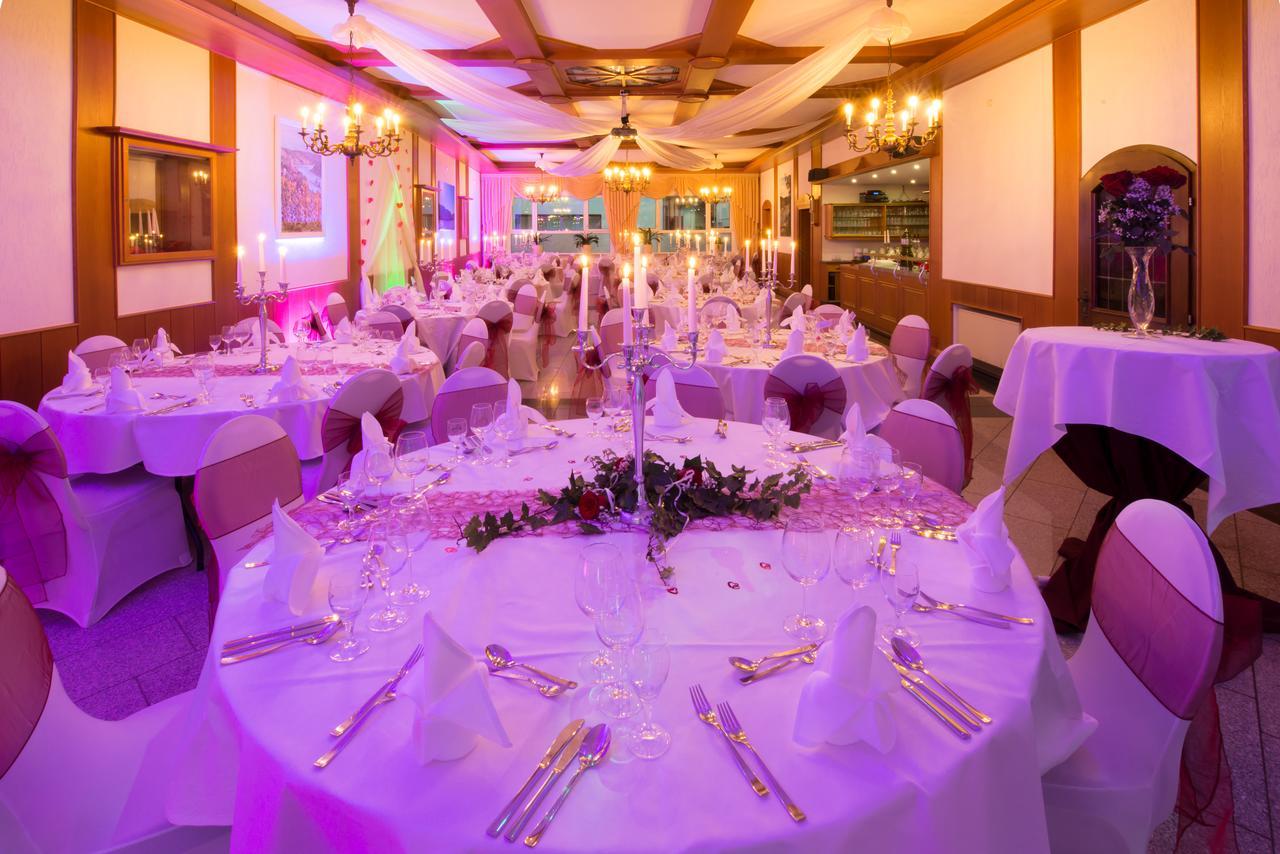 Hotel & Restaurant Krone Kestert Экстерьер фото
