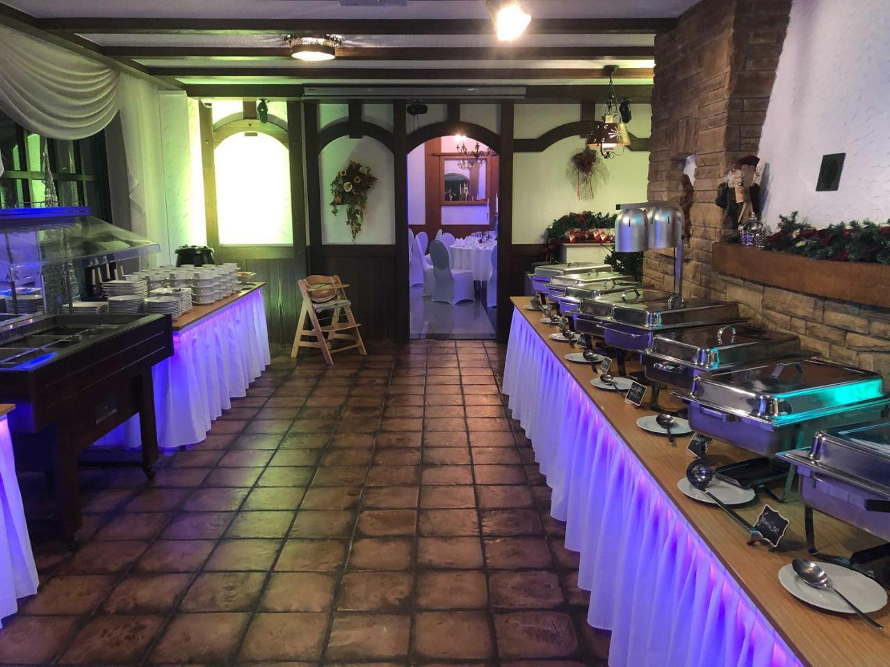 Hotel & Restaurant Krone Kestert Экстерьер фото